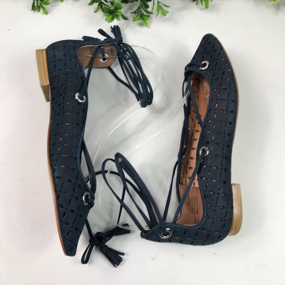 Halogen Navy Blue Eyelet Tie-up Ballet Flats Sz 6 - Picture 6 of 8